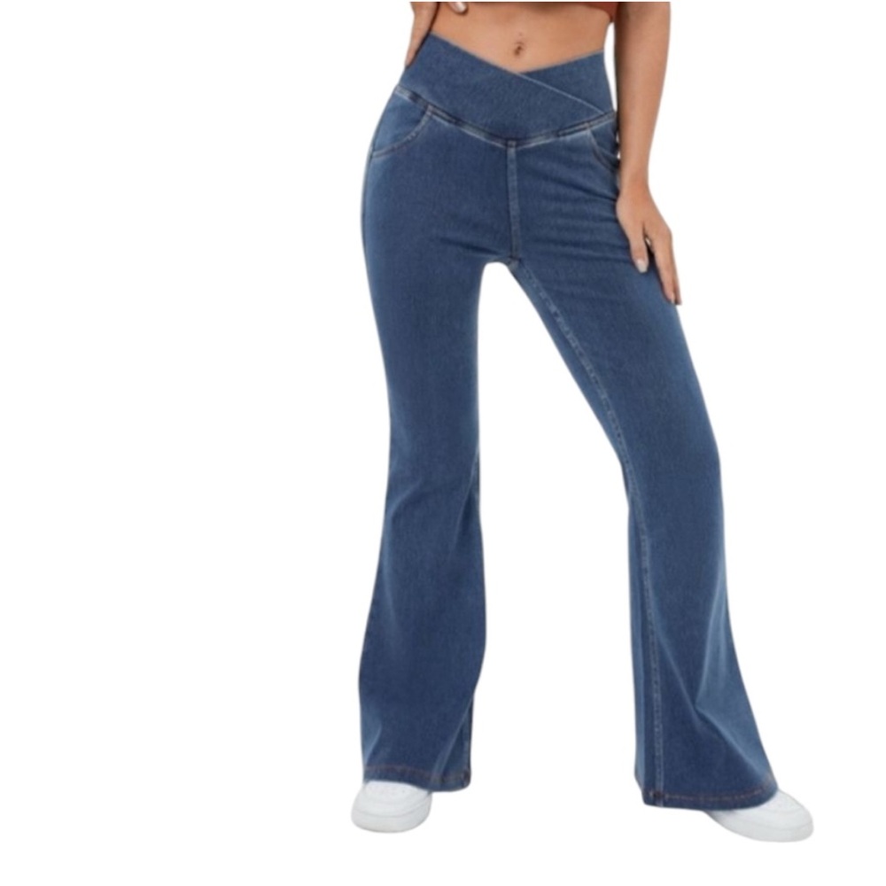 HALARA Women's Flare & Wide Leg Jeans - Blue
